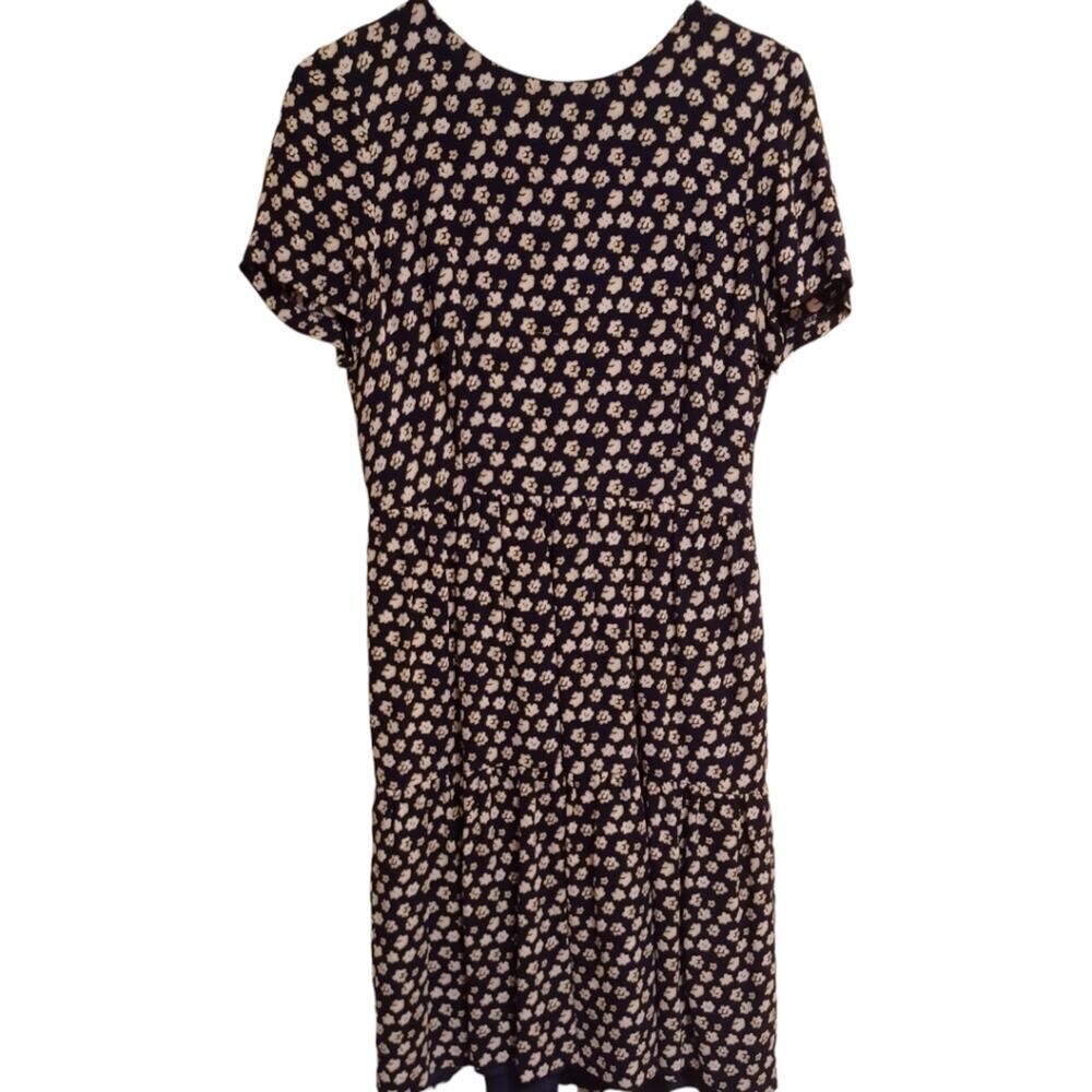 J. Crew navy blue and white Floral short sleeve round neck dress size 8T